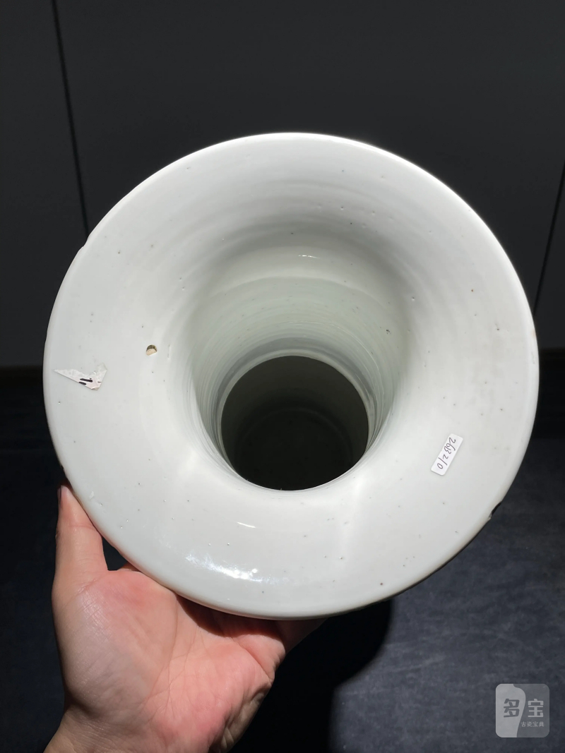 清康熙 青花人物纹凤尾尊 - 图11
